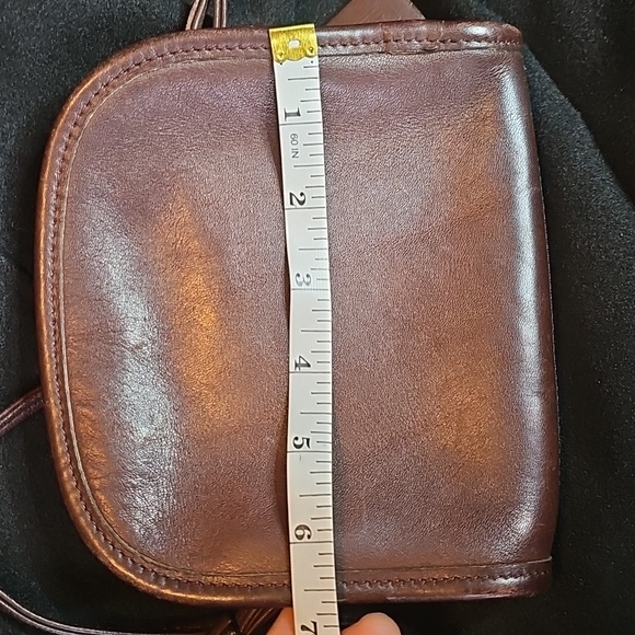 Vintage Coach Dark Brown Leather Crossbody Bag - Picture 16 of 16